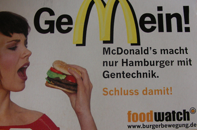 McDonald´s - gemein - Gen-Soja für unschuldige Kühe! McDonald´s - gemein - Gen-Soja für unschuldige Kühe!